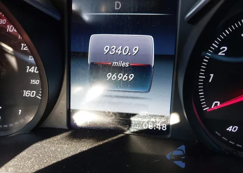 2017 Mercedes-Benz C 300 4Matic из США, поврежденный, VIN WDDWJ4KB7HF438039